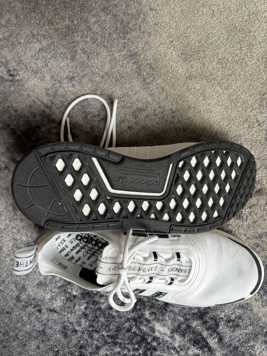 Adidas Herrenschuhe: Adidas Sneakers – Gebraucht aus Muttenz von Mosaik2008 1