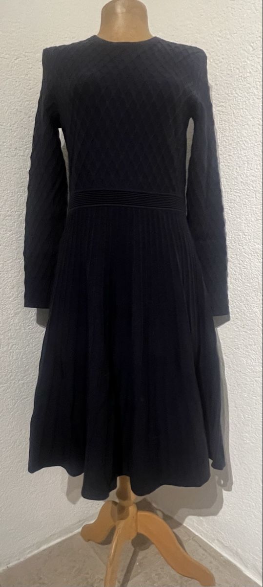 Hugo Boss Vestiti: Robe Boss, Taille M – Usato da St-Pierre-Clages venduto da ste_xk6p 4