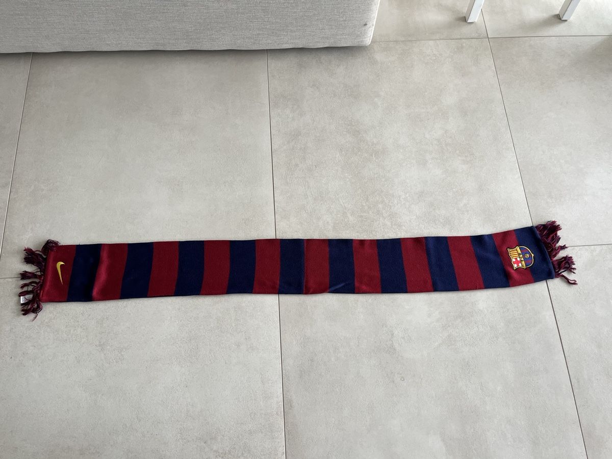 Nike Foulard & Sciarpe: Écharpe FC Barcelone Nike – Nuovo (secondo la descrizione) da Champlan venduto da YForter 1