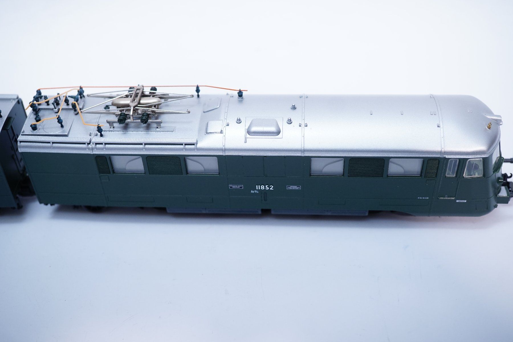 Roco Modellini di ferrovie: 1œ Roco 43770 SBB Ae 8/14 11852 grün – Usato da Uetendorf venduto da tigermuegi 2