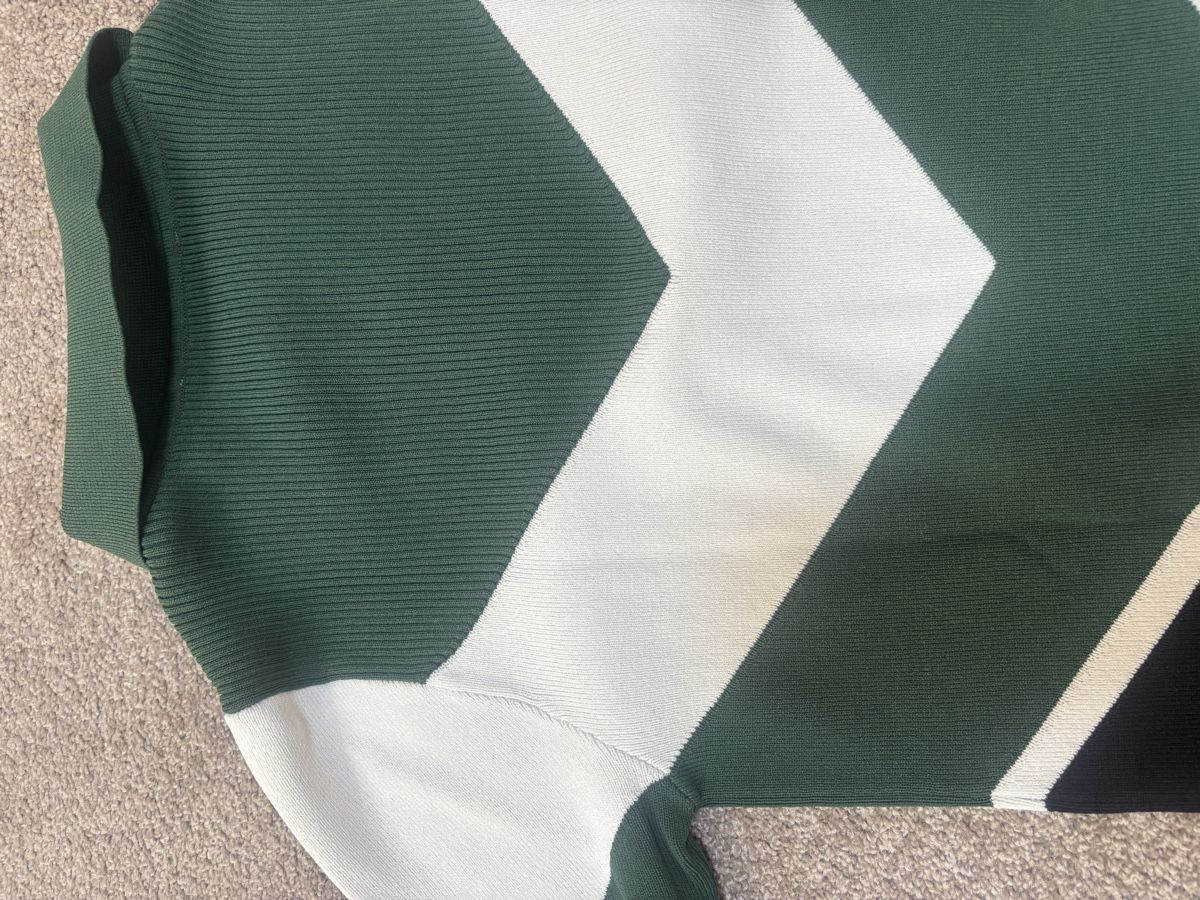 Sandro Maglioni & Felpe: Sandro Pullover – Usato da Zürich venduto da grabe.a. 3