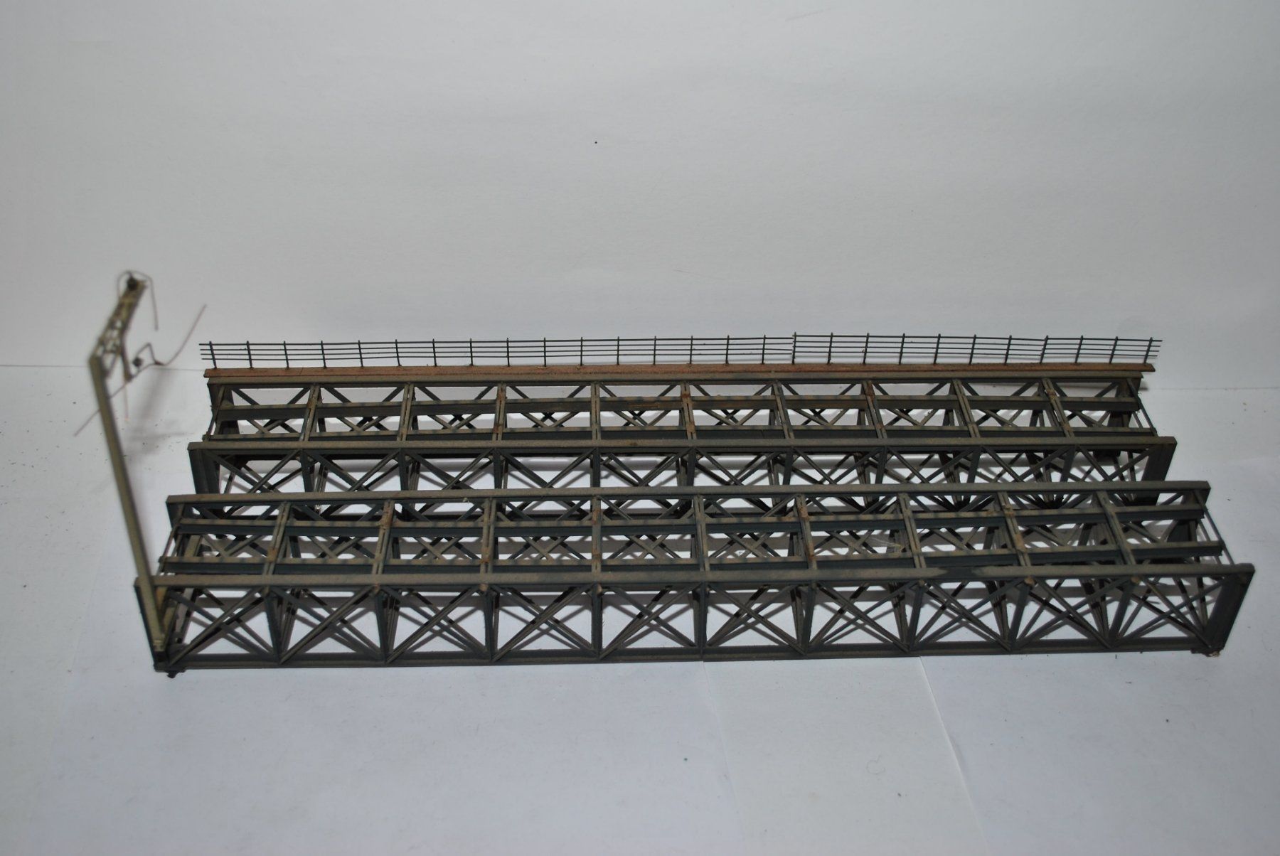 Modelleisenbahnen: Eigenbau Brücken SBB Gotthard (HUI010) – Gebraucht aus Aarwangen von Leg_10439