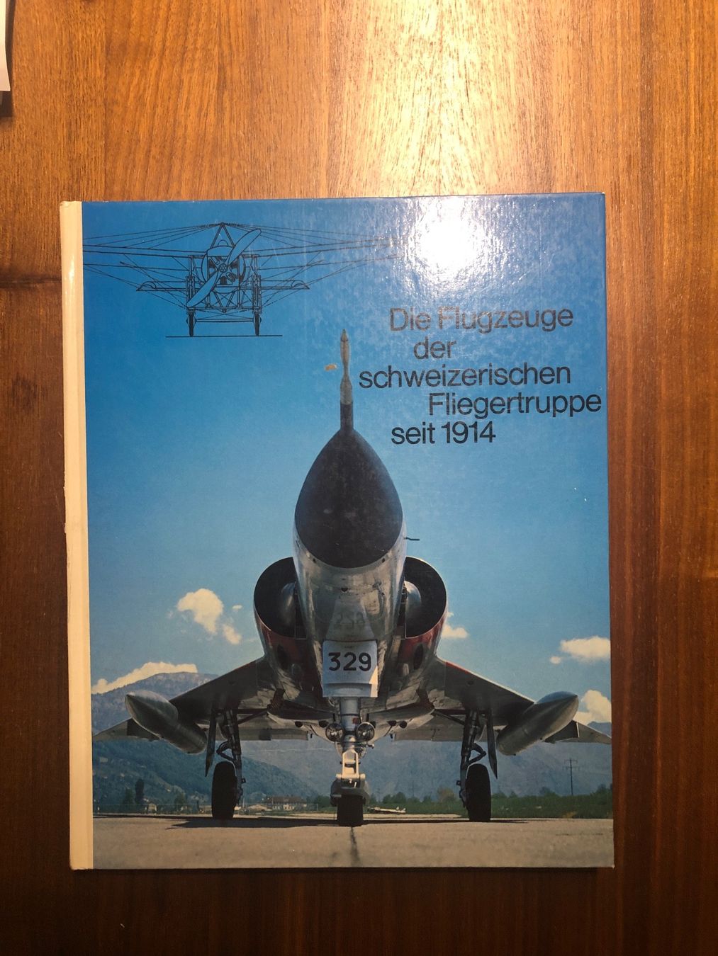 Libri: Flugzeuge der schweizerischen Fliegertruppe – Usato da Bern venduto da Boox