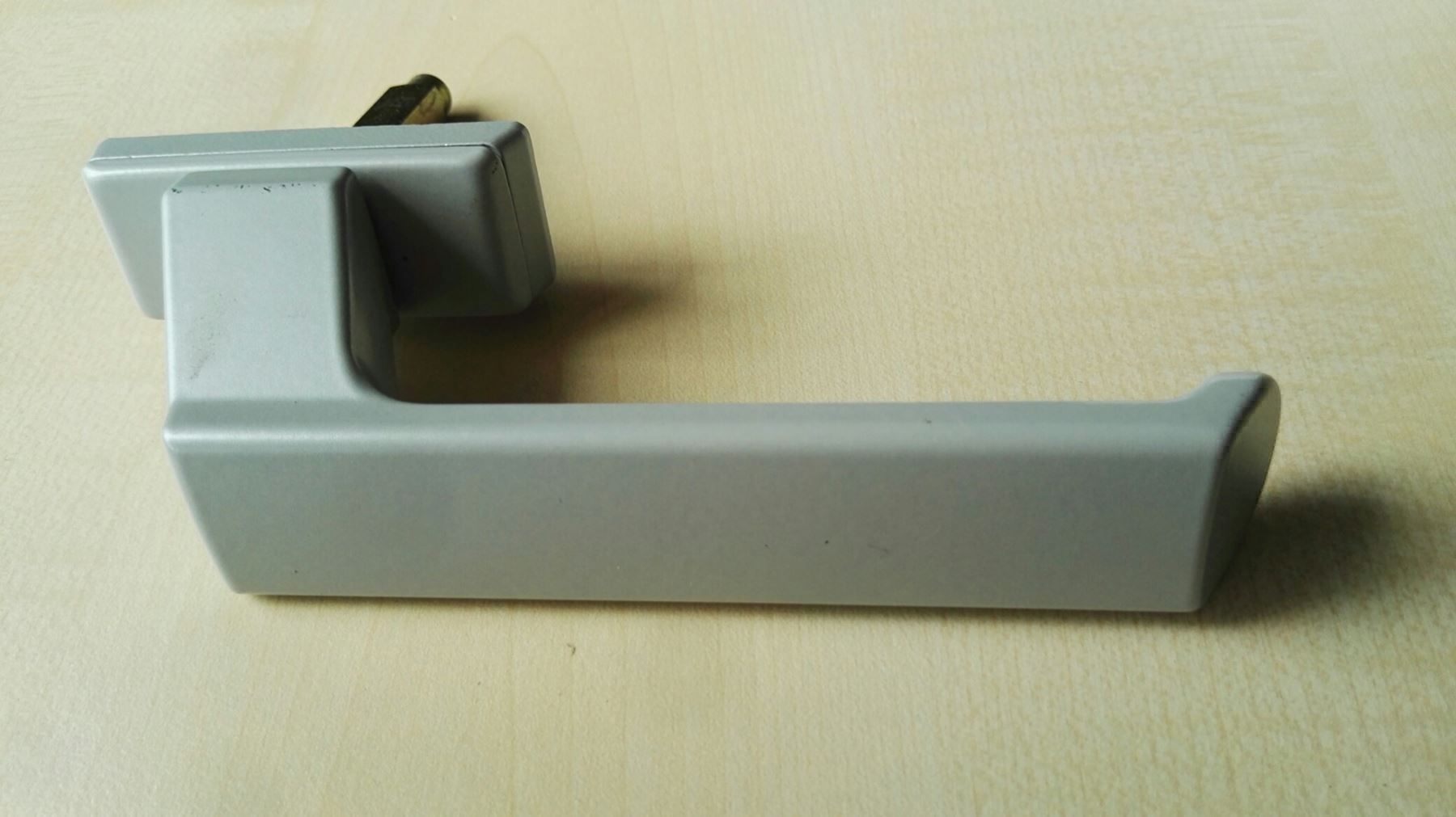 Finestre: Fenstergriff  grau NEU – Nuovo e nell'imballaggio originale da Niederbipp venduto da fashionfuchs 1