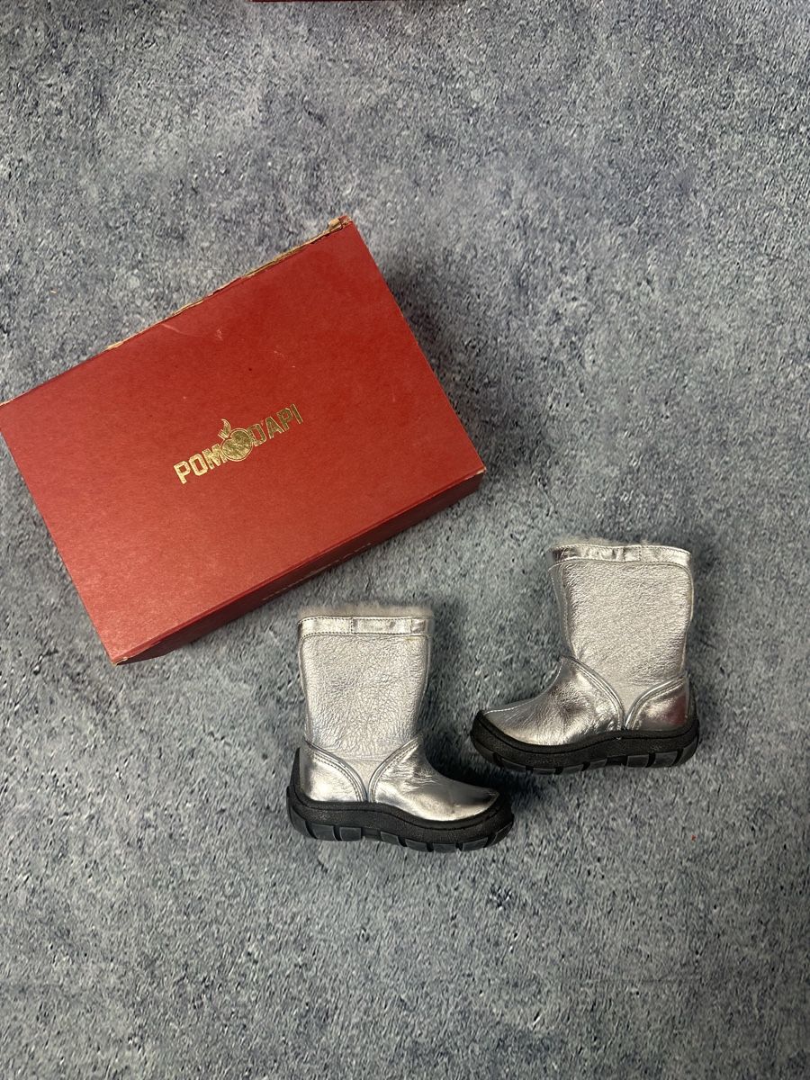 Pom d'Api Scarpe per ragazzi: POM D'API Winterstiefel, Silber,Neu !  – Nuovo e nell'imballaggio originale da Luzern venduto da kim221080