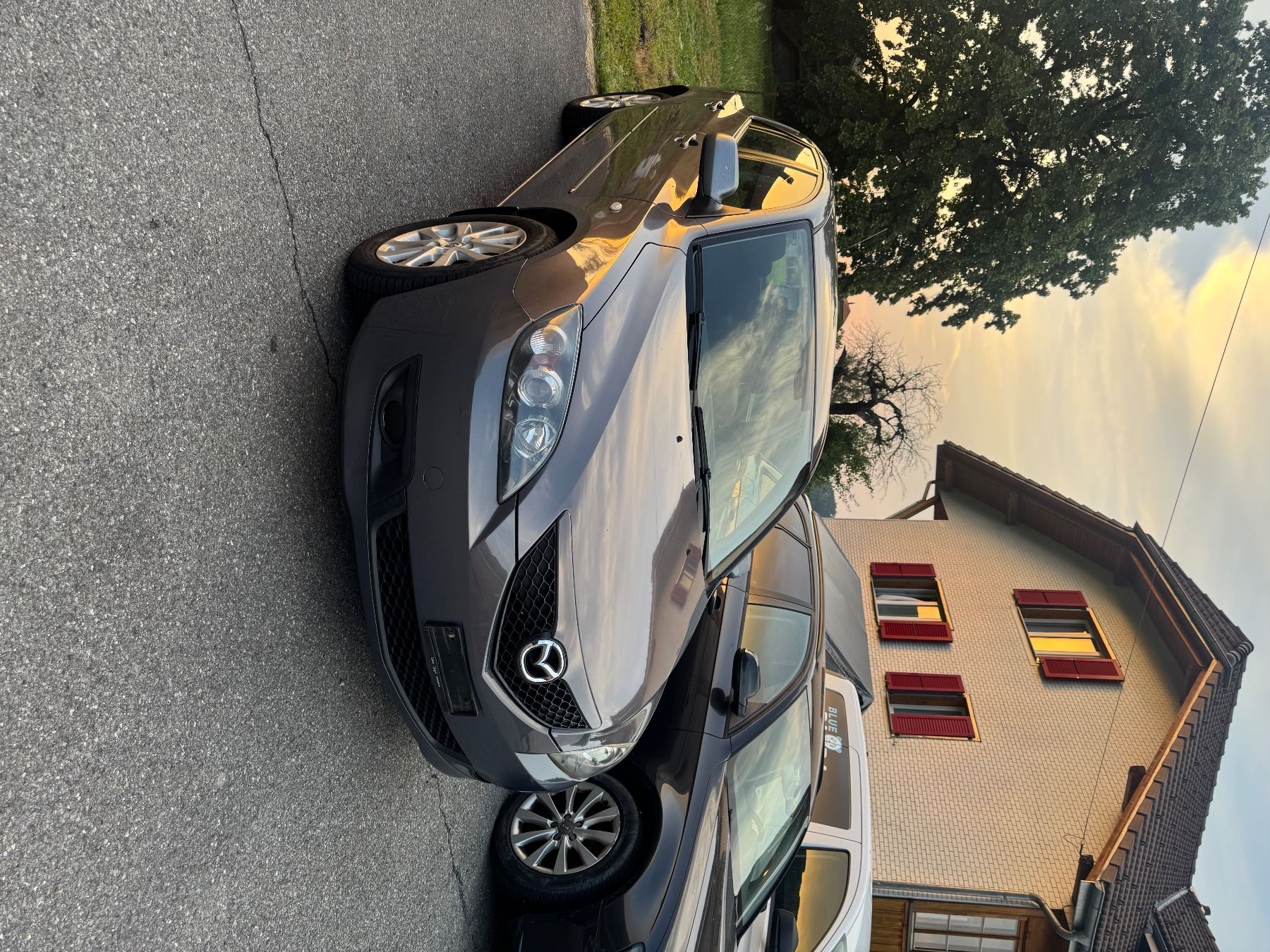 Mazda Autos: Mazda 3 1.6 Hatschback benzin – D'occasion à Thun par val_8b9d 2