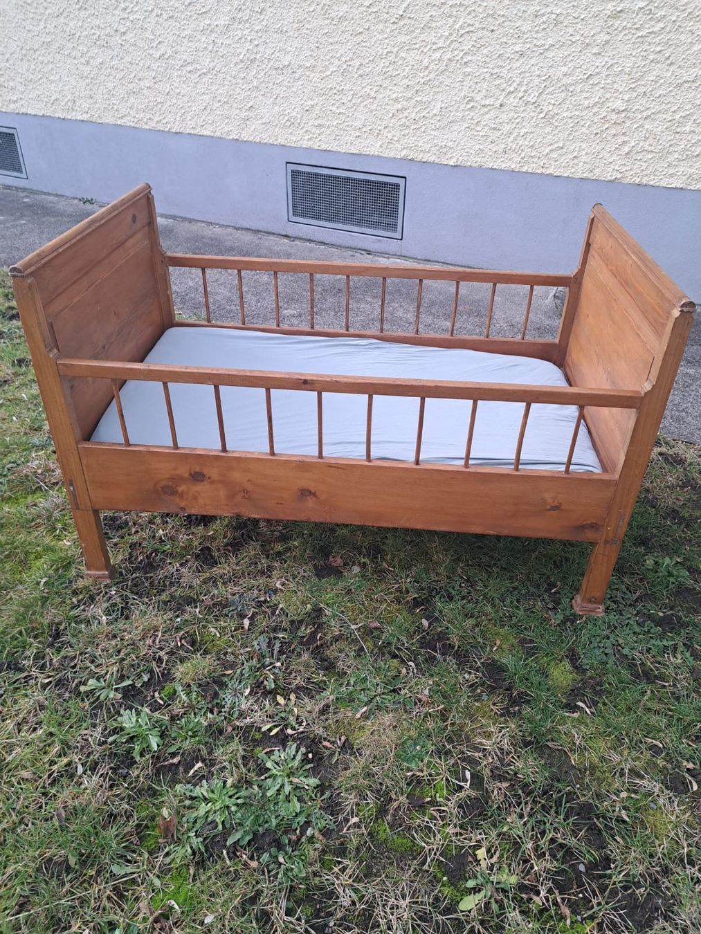 Culle: Schönes altes Babybett – Usato da Winterthur venduto da ale_kzd8 2