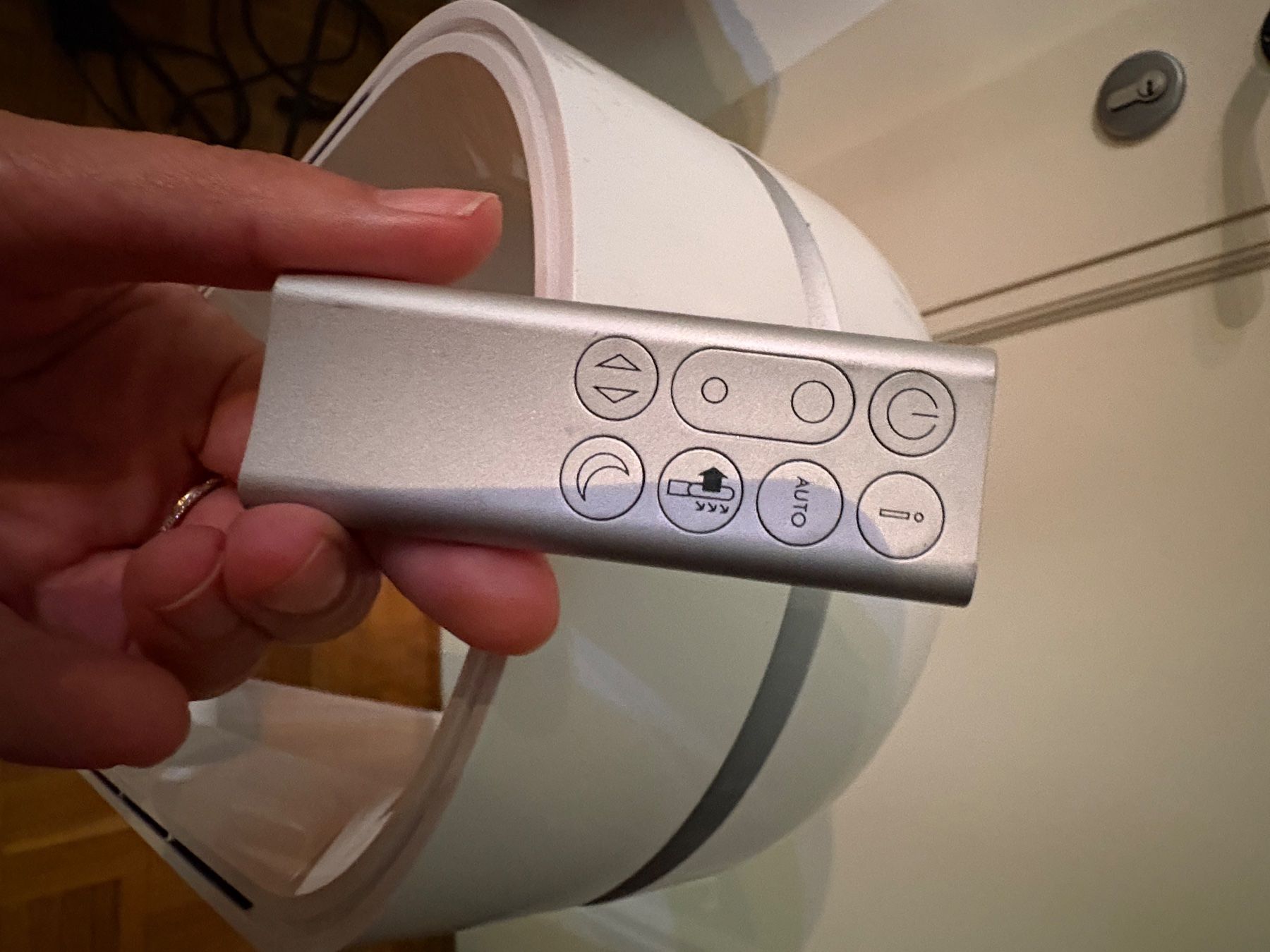 Dyson Ventilatori: Dyson Pure Cool Turmventilator/Luftreiniger – Usato da Genève venduto da sunandwind 2