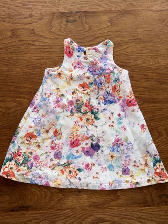 Gr 104 Zara Kleid blumen 🌷 🌺💓