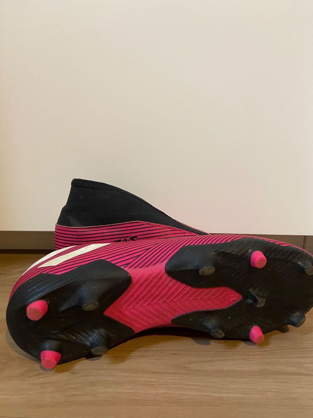 Adidas Scarpe da uomo: Chaussures de foot – Usato da Pomy venduto da Gtum 1