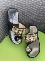SUMMERTIME - stylische/edle Flip-Flops mit Décor, nero, 39