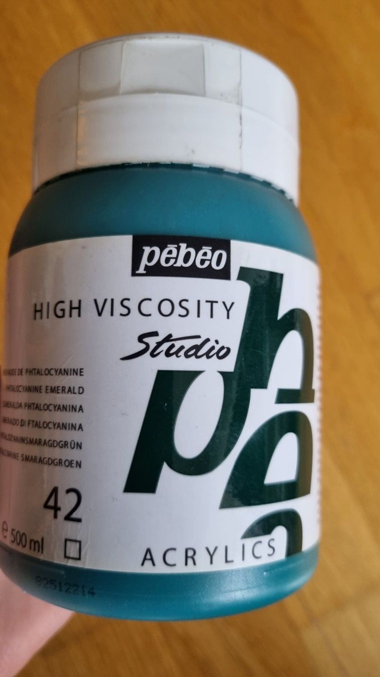 Farben: gebraucht, fast voll: Acrylfarbe 500ml – Gebraucht aus Belp von MaSu39