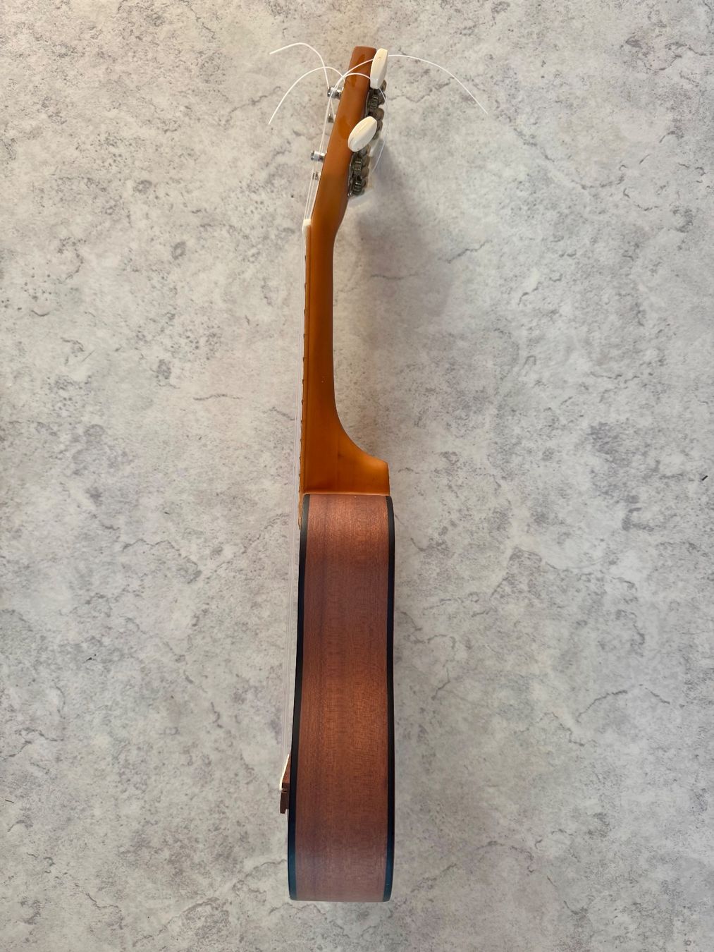 Strumenti musicali: Ukulele der Marke MSA | Sopran-Ukulele – Usato da Küblis venduto da AlpinePro_GR 5