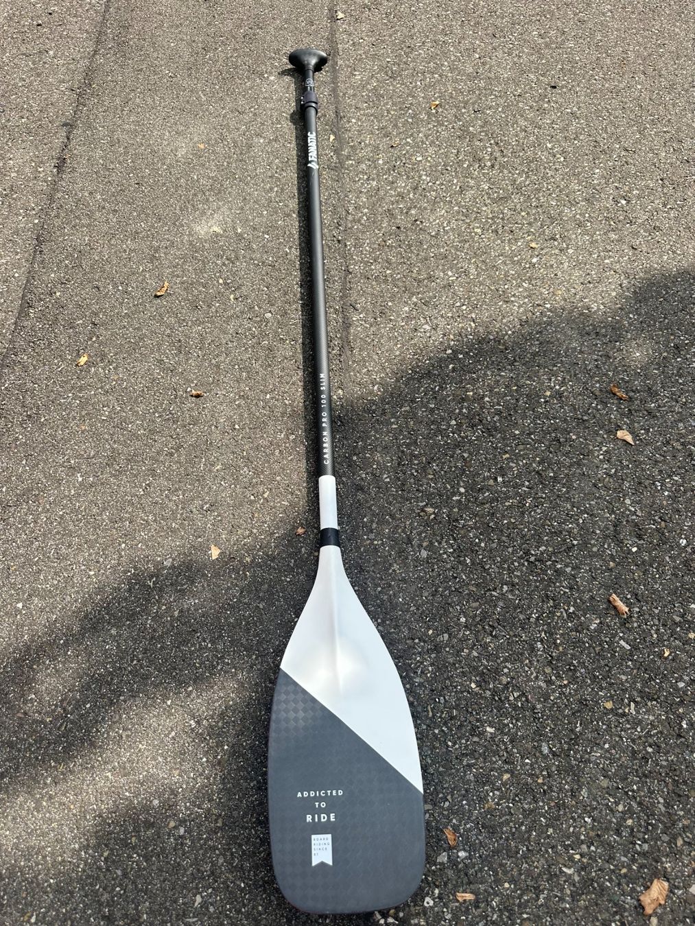 Gommoni, kayak & canoe: Fanatic Paddle Carbon PRO 100 SLIM 6,9 – Usato da Dübendorf venduto da DANS96