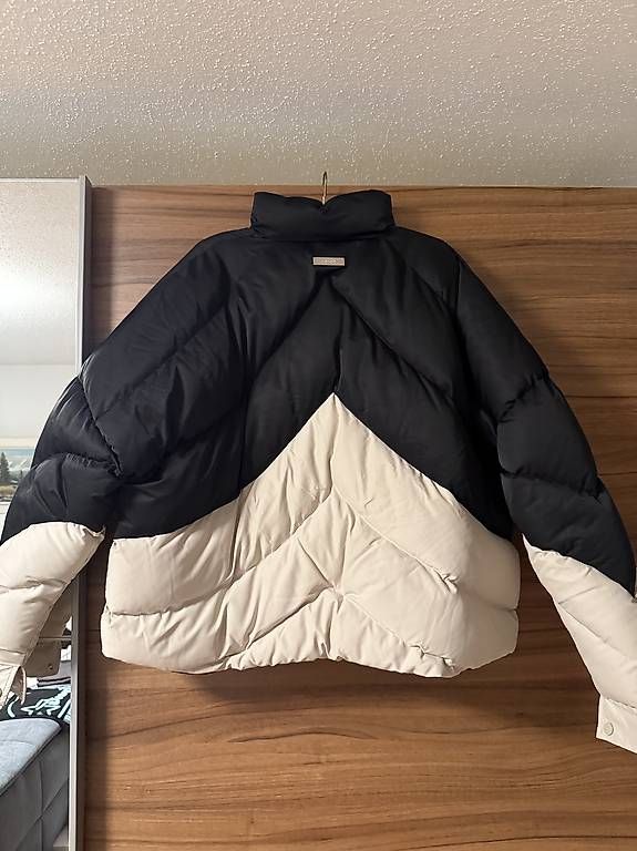 Giacche: Rough Winterjacke – Usato da Egnach venduto da hrid 2