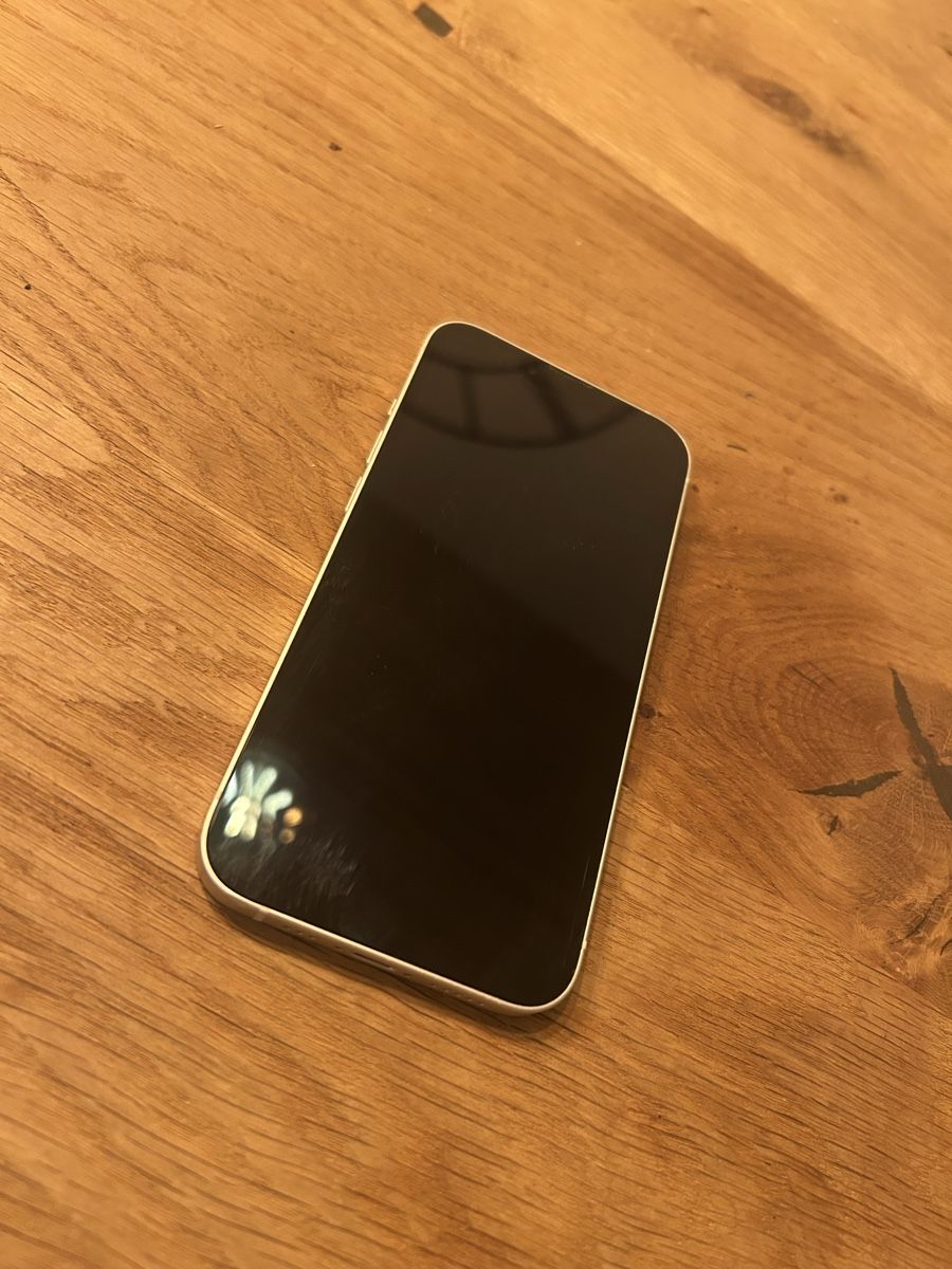 Apple Telefoni cellulari / Smartphones: IPhone 13 256GB, white – Usato da Uster venduto da Eric_96