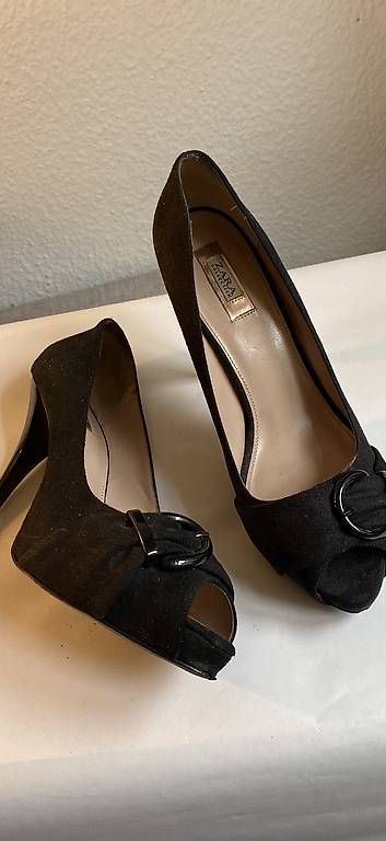 Zara Scarpe da donna: Schwarze Peeptoe Pumps Gr. 40 – Usato da Zürich venduto da asc_72wl 1