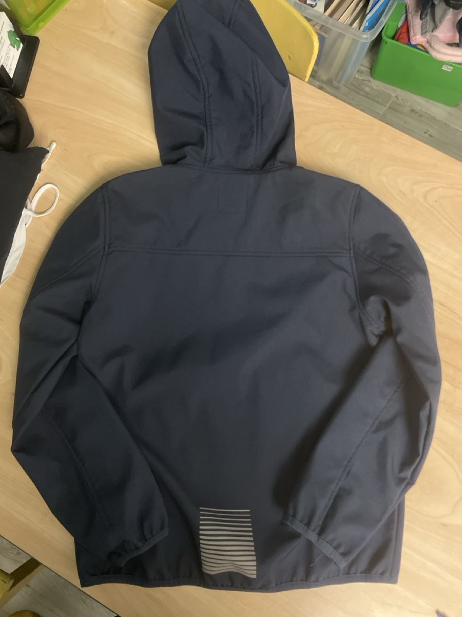 Giacche & Cappotti: Charles Vögele Softshelljacke, Gr. 146/152, Neu – Nuovo (secondo la descrizione) da Obergerlafingen venduto da cabo4 1