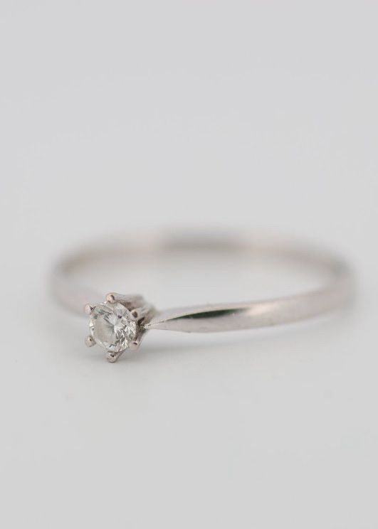 Anelli: Solitaire Ring Diamant 0.10ct 18K Weissgold / 52 – Nuovo e nell'imballaggio originale da Untersiggenthal venduto da TimeandShine