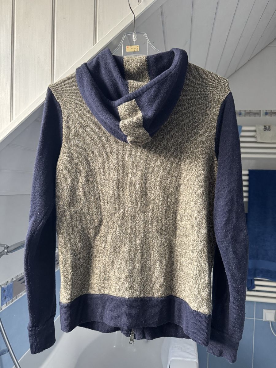 Armani Giacche: Armani Jeans gestrickte Jacke Grösse M – Usato da Trélex venduto da stripedthrift 1
