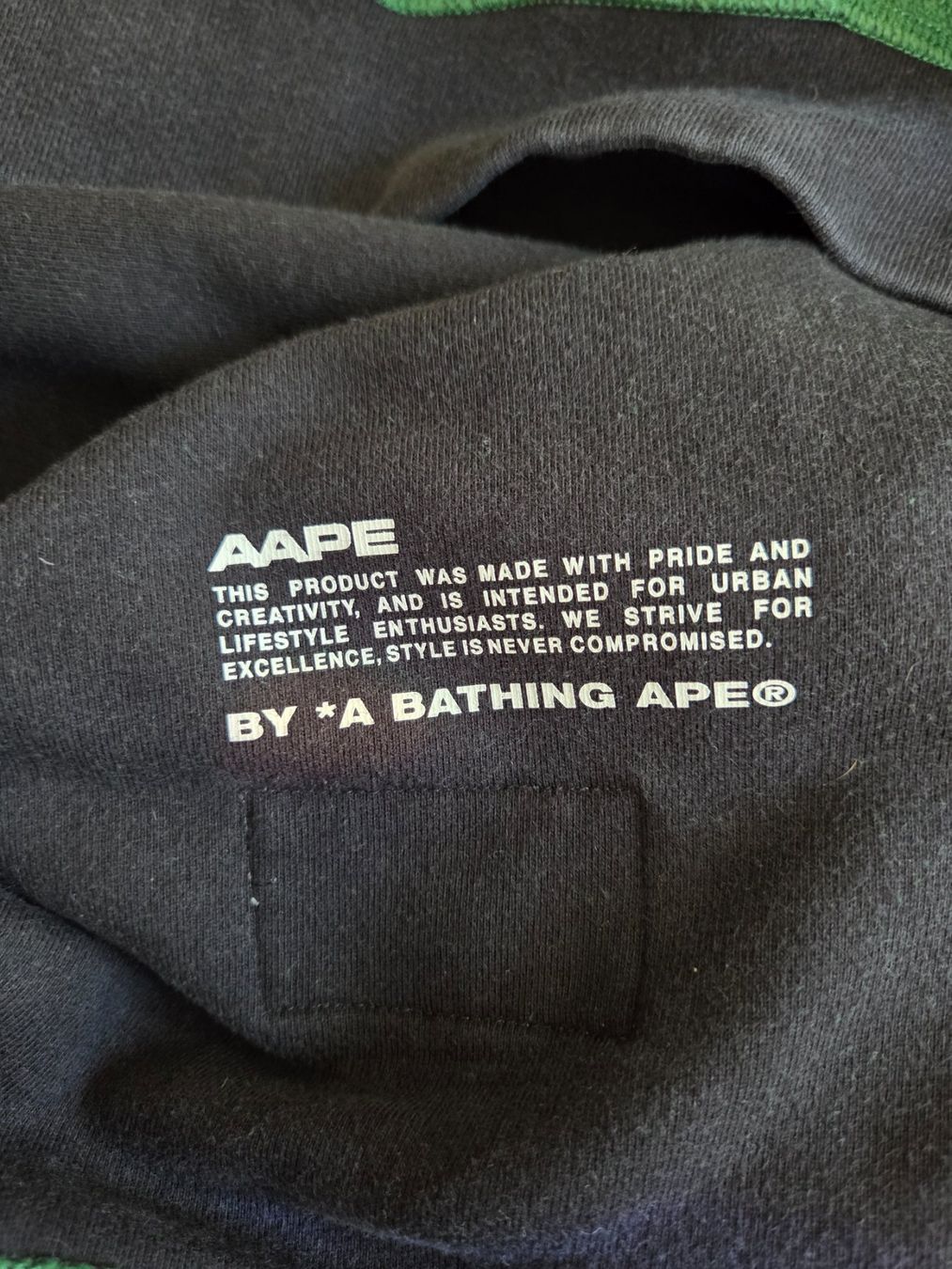 Maglioni & Felpe: AAPE by A Bathing Ape Reversible Sweatshirt - M – Usato da Bern venduto da -Aniko- 7