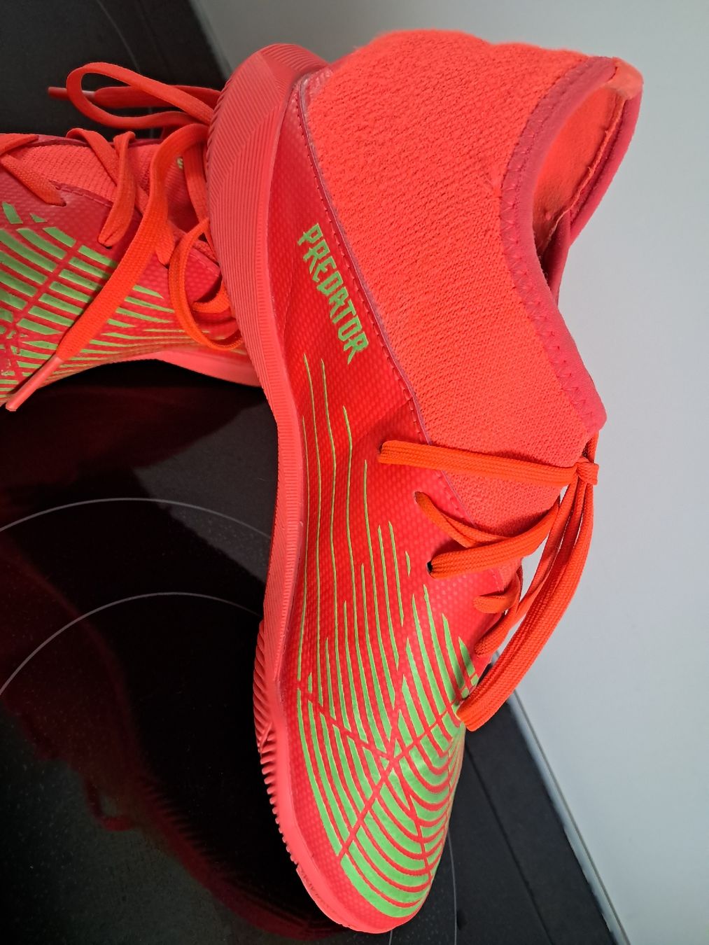 Adidas Scarpe da uomo: Adidas Predator Hallenschuhe Gr. 38 2/3 – Usato da Winterthur venduto da fabelwin 2