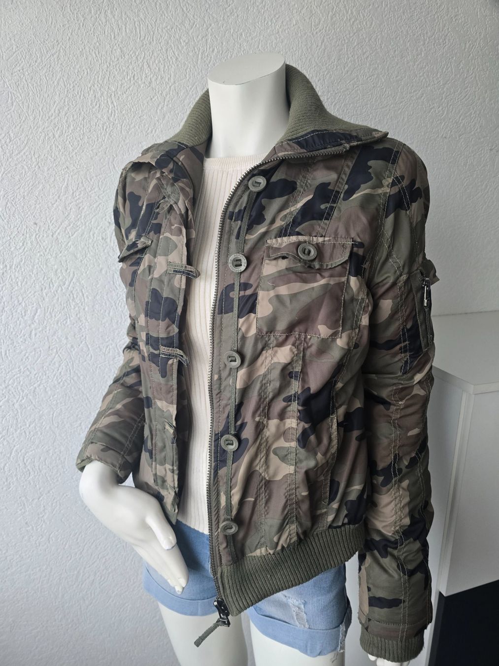 Jacken: Veste  stye bombers T-M – Neu (gemäss Beschreibung) aus Les Verrières von kitel79 2