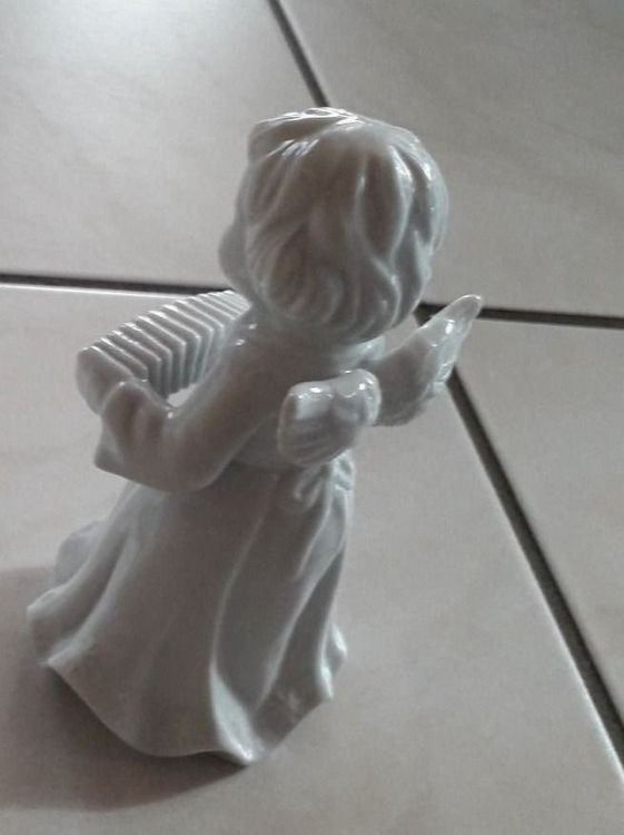Statuette: Feustel Porzellan Engel – Nuovo e nell'imballaggio originale da Winistorf venduto da acreativ 1