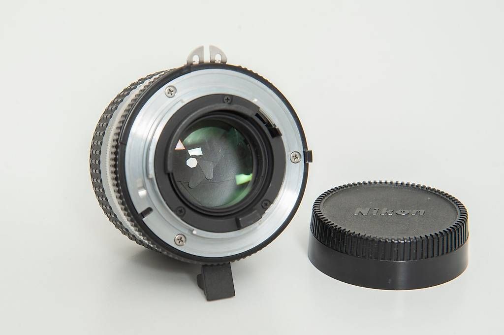 Nikon Objektive: Nikon Nikkor 85mm 1:2 Ais – Gebraucht aus Lausanne von Phlox02 4