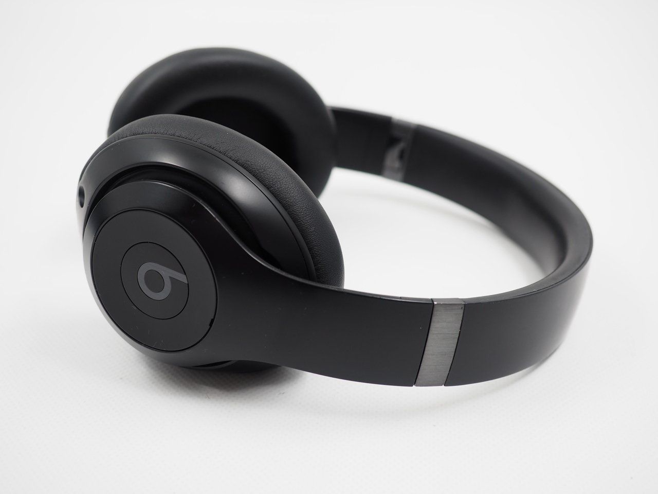 Beats Casques audio: BEATS Studio Pro Bluetooth Kopfhörer (26100603) – D'occasion à Zürich par fundsachenverkauf 4