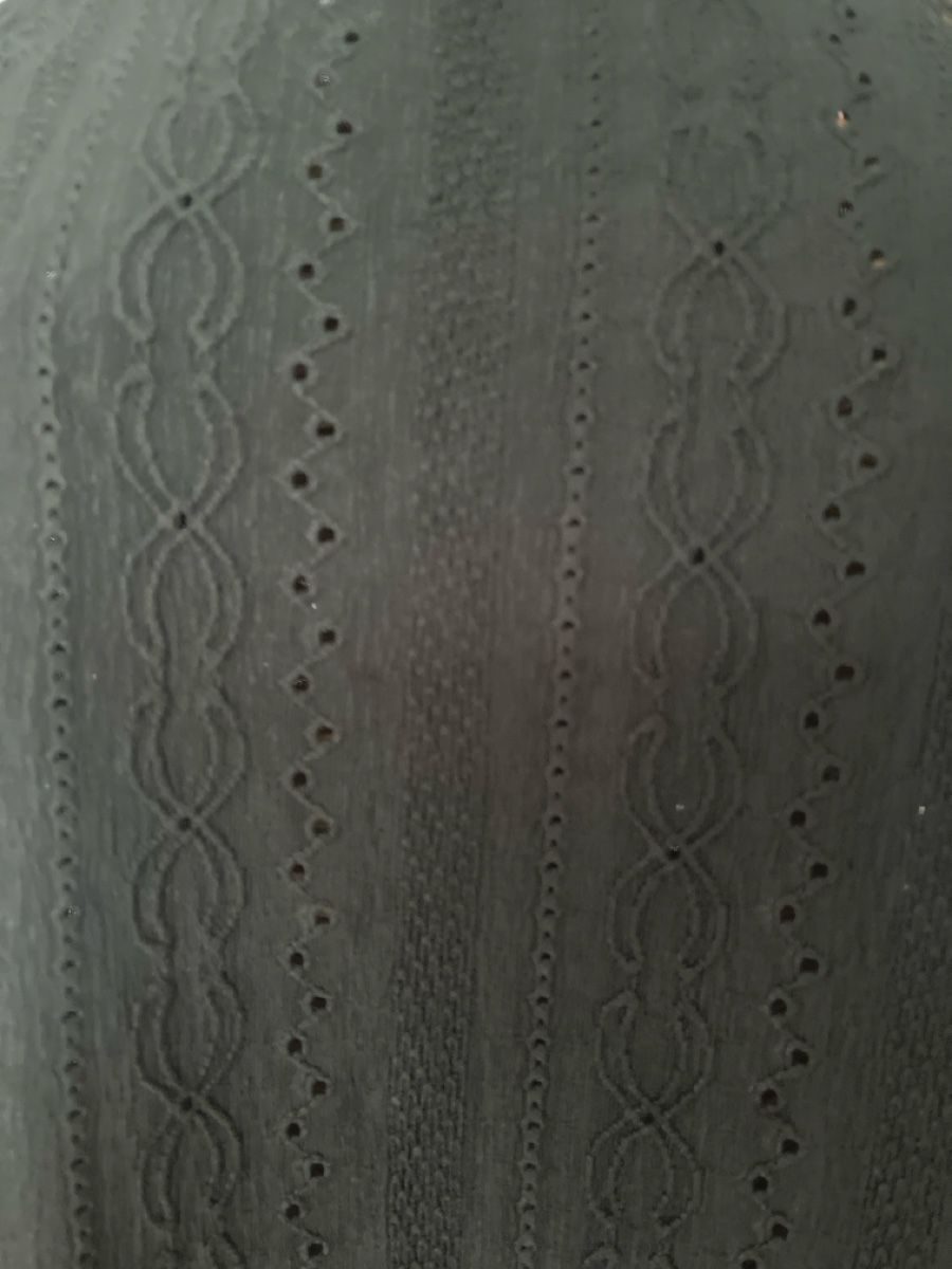 T-Shirts: Shirt mit Spitze, Grösse M – Gebraucht aus Solothurn von Bobesch08 2