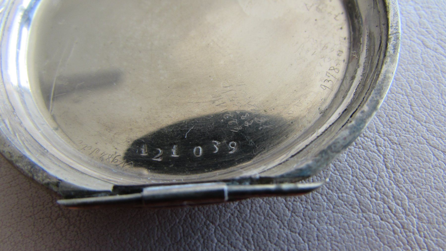 Orologi: Alte, antike Taschenuhr – Usato da Weesen venduto da Travelersplace 8