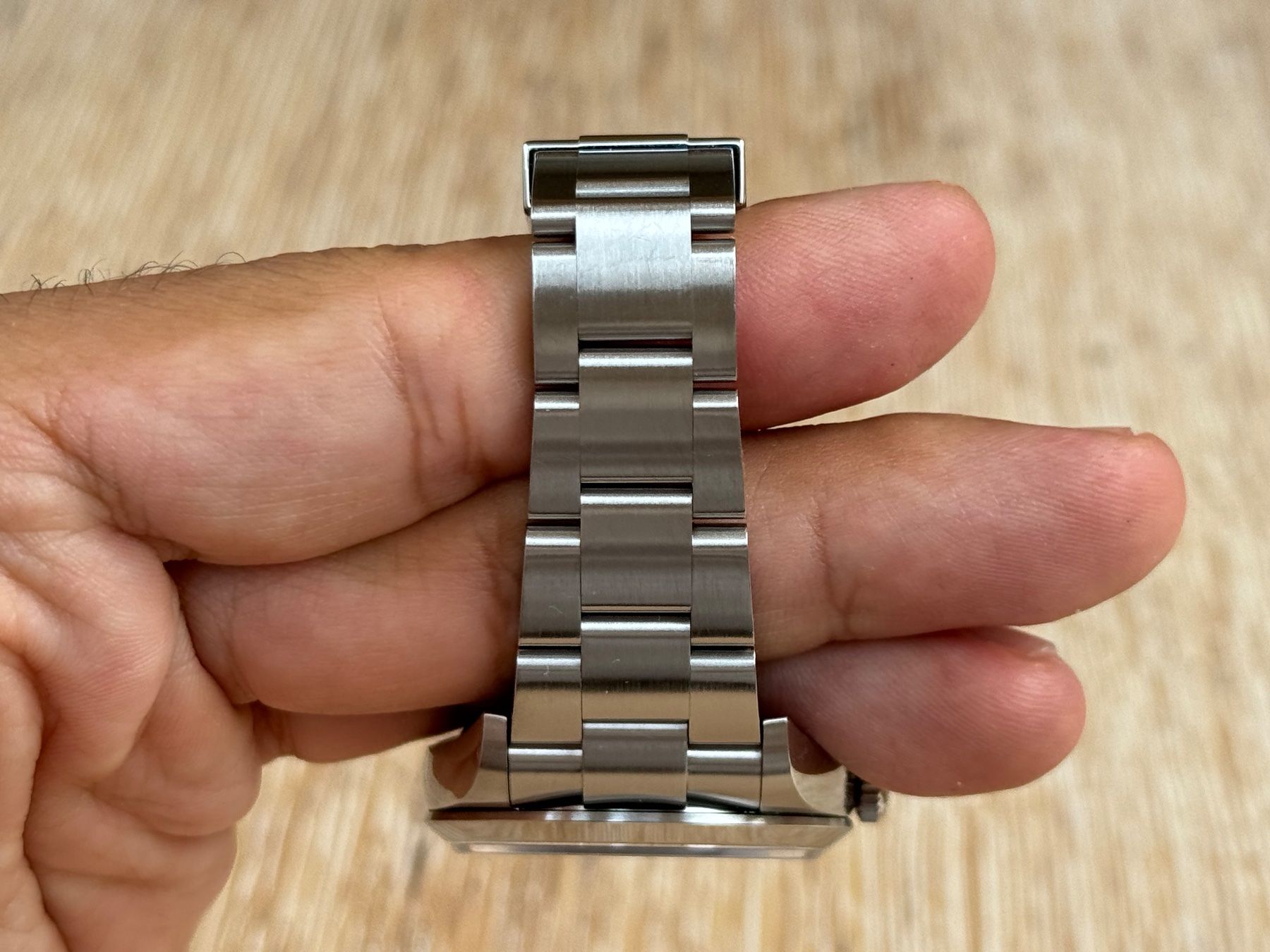 Rolex Orologi: Rolex Explorer 36 (2024) (Full Set) – Usato da Zürich venduto da UrsSchwiizer 5