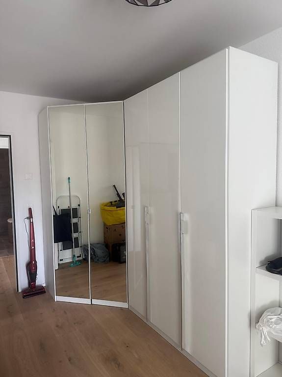 Schränke: Kleiderschrank  – Gebraucht aus Zürich von mkn_b7np