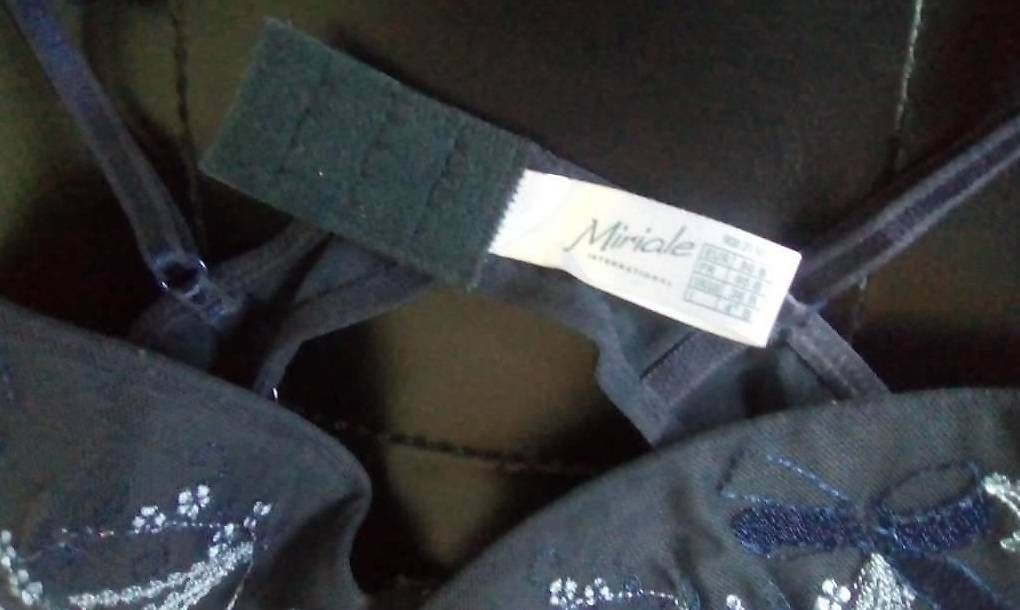 Altra biancheria intima: Ensemble sous vêtements Miriale, neuf – Nuovo e nell'imballaggio originale da Icogne venduto da luna.16 2