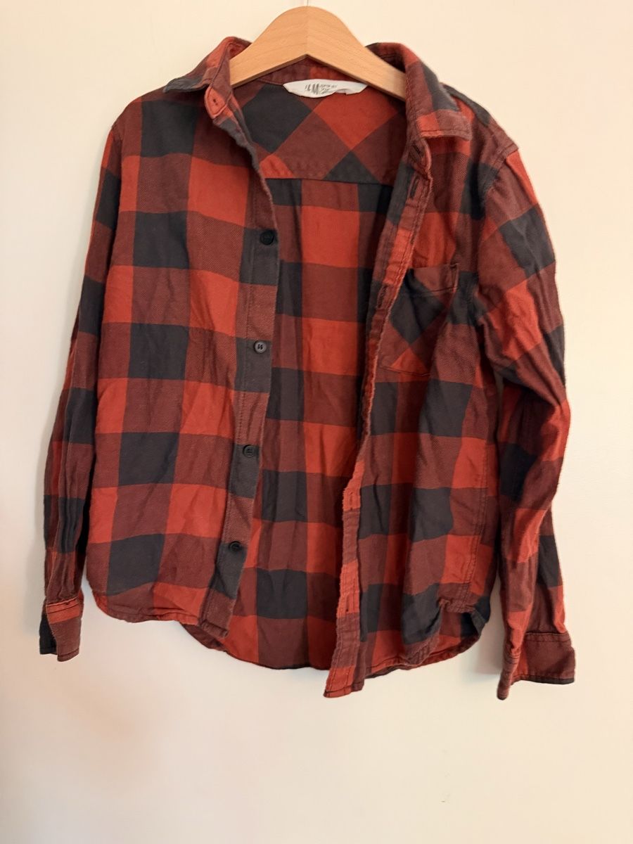 H&M Hemden, T-Shirts & Polos: Hemd 128 H&M – Gebraucht aus Biel/Bienne von do__q8td 3