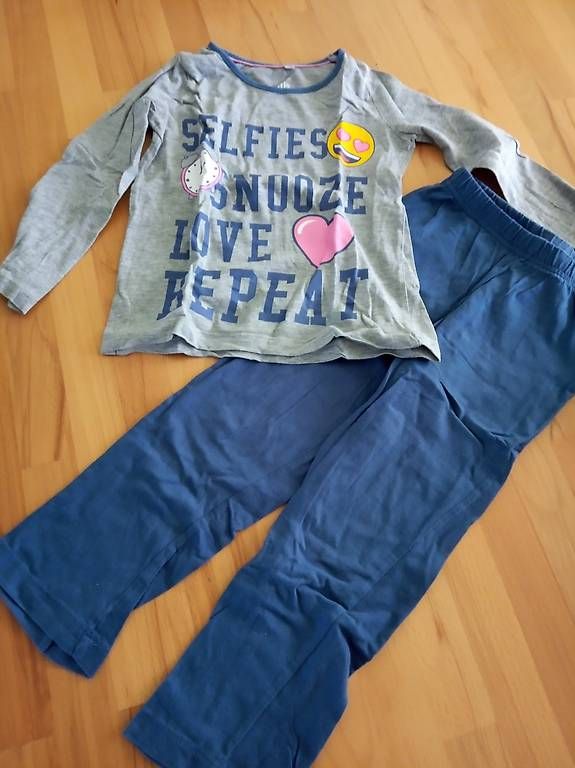Pigiami: Pyjama – Usato da Lyss venduto da froskur