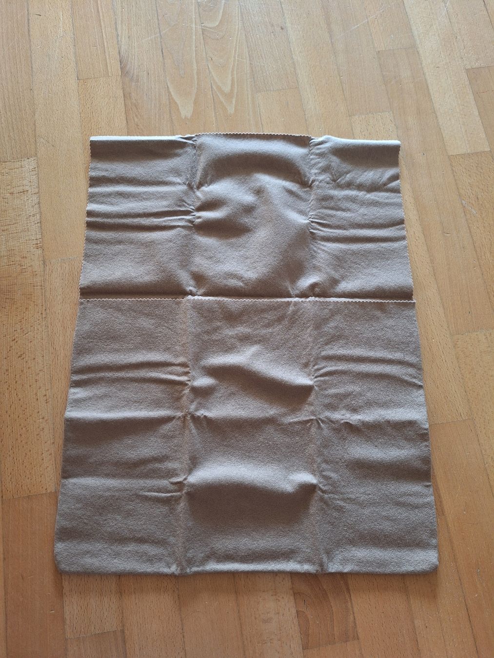 Louis Vuitton Taschen für Damen: Louis Vuitton Staubbeutel beige NEU – Neu und originalverpackt aus Oberrieden von smarties949 2