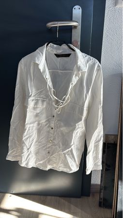 Chemise Zara Basic blanche à lacet
