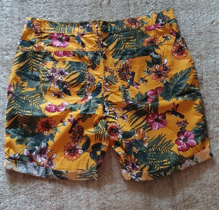Pantalons: Street One Gemusterte Shorts, Gr.42 – Neuf (Voir description) à Unterentfelden par LookoutMt 1