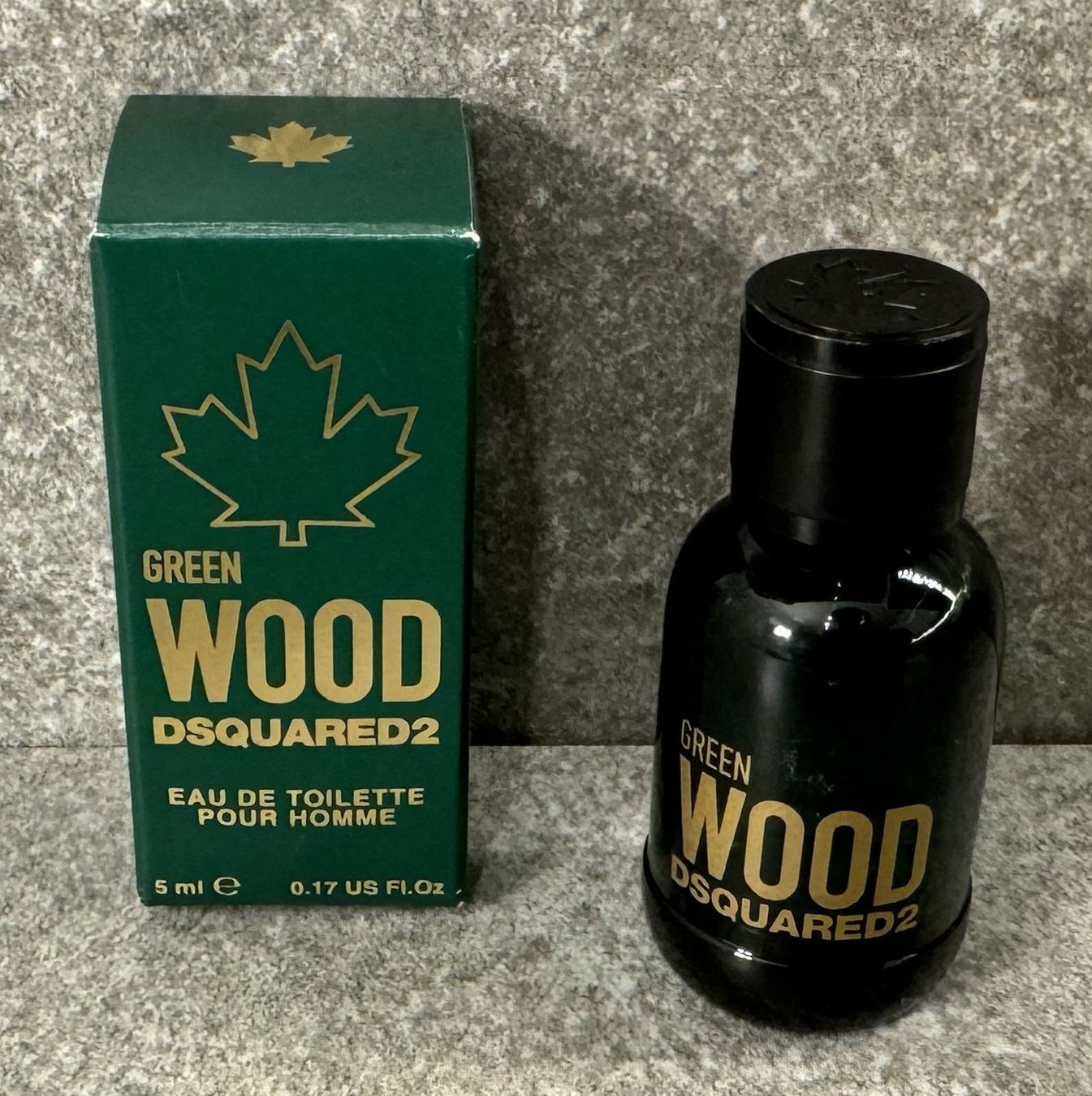 Dsquared2 Profumi & Eau de Toilette: GREEN WOOD DSQUARED2 EDT, 5ml ... – Nuovo e nell'imballaggio originale da Chur venduto da Jacki09