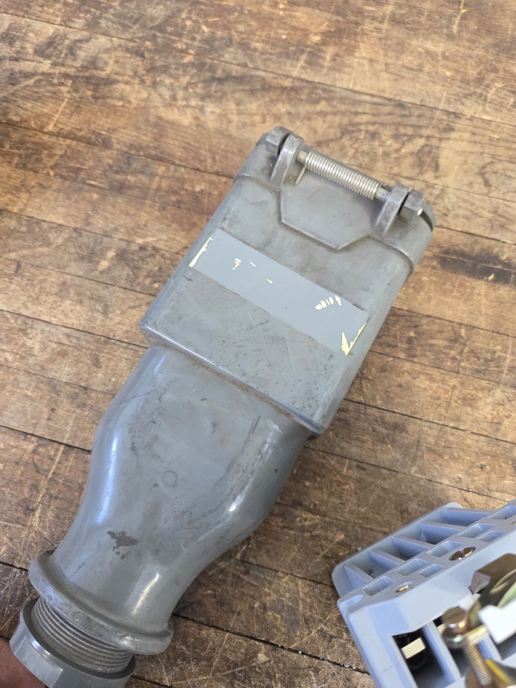 Stecker: J40 Steckdose und Kupplung – Gebraucht aus Unterschächen von Fixu86 7