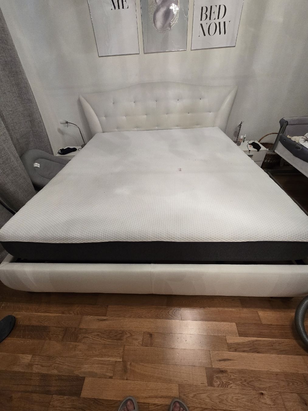 Lits: Bett mit Ziersteinen – D'occasion à Romanshorn par lhe_6vkw 5