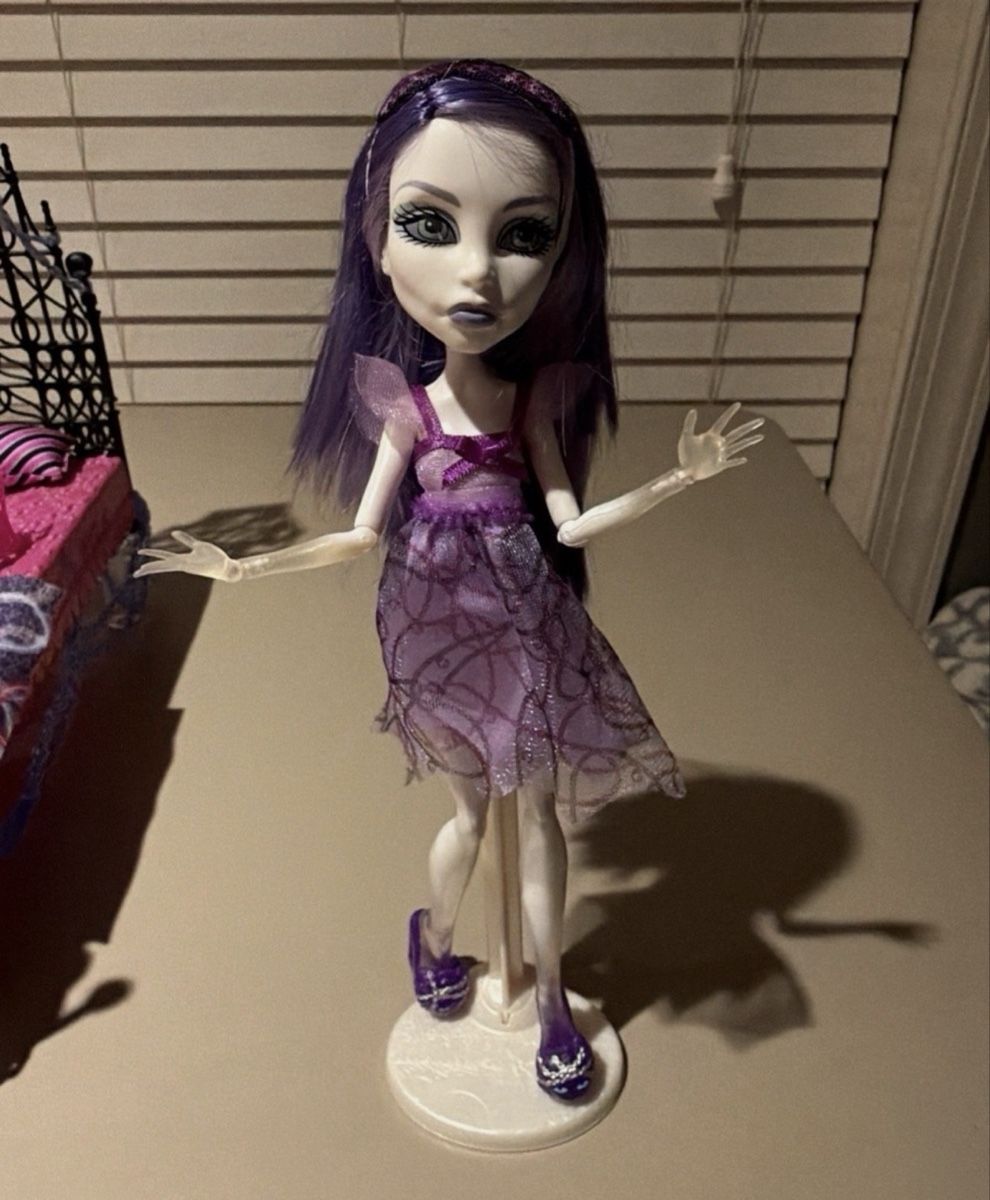 Poupées: Monster High Spectra Vondergeist – D'occasion à Basel par ant_n28p