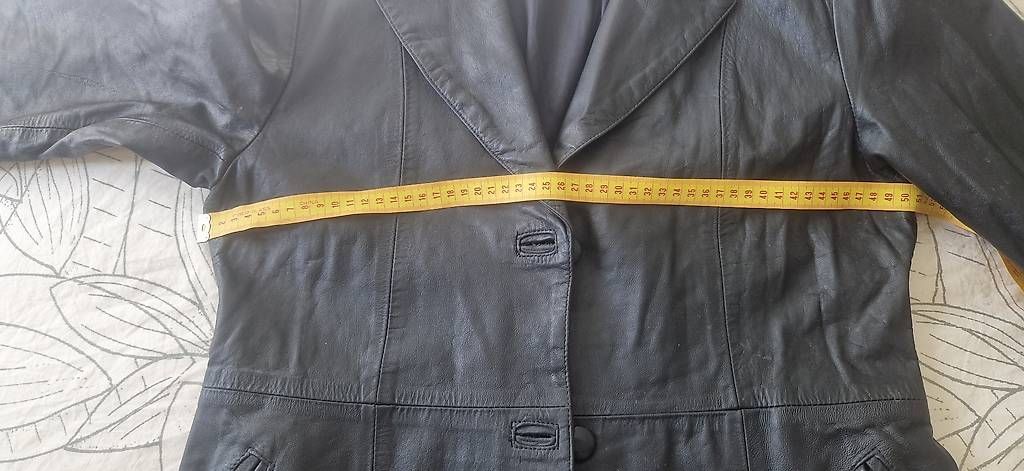 Cappotti: Echtleder Mantel / Trenchcoat - Gr 42 – Usato da Bülach venduto da Alex_Prado 3