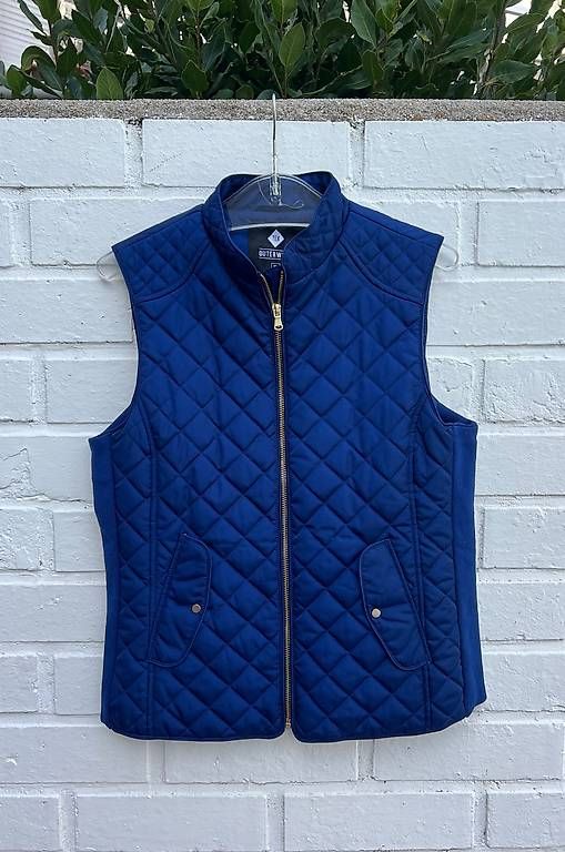 Gilets: Gesteppte Weste – Neuf avec emballage d'origine à Tagelswangen par fireiceprincess