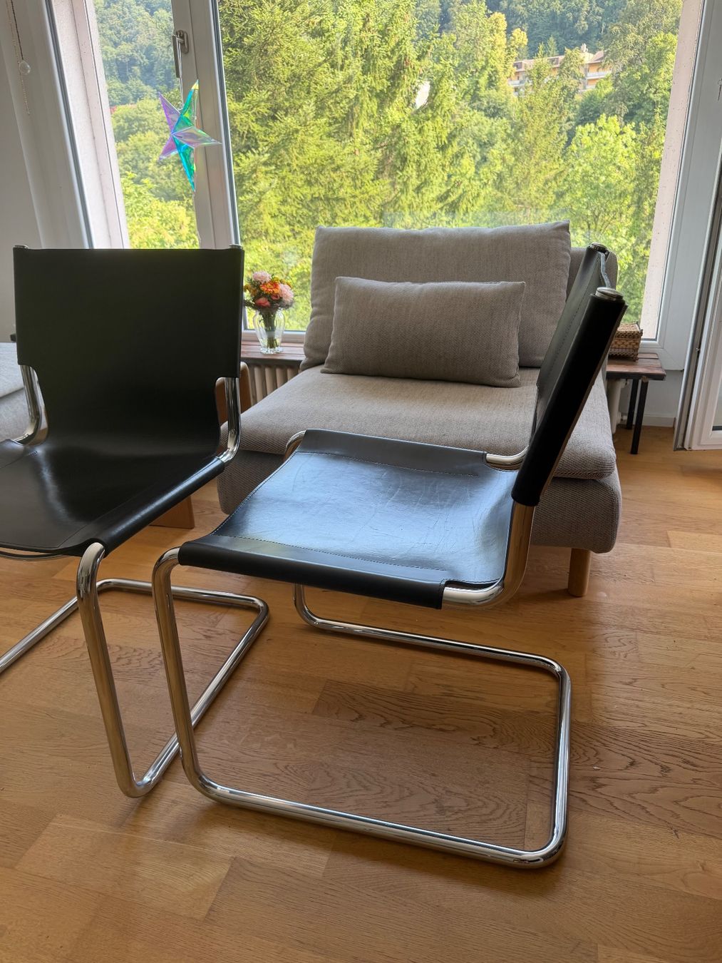 Matteo Grassi Chaises: 2 Stück im Set Matteo Grassi Freischwinger schwarzes Leder – D'occasion à Nussbaumen AG par HelenaDavid1910 1