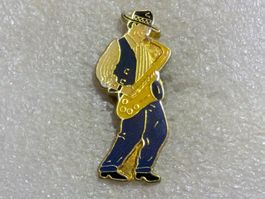 Ansteckpin 143: Saxophone Spieler