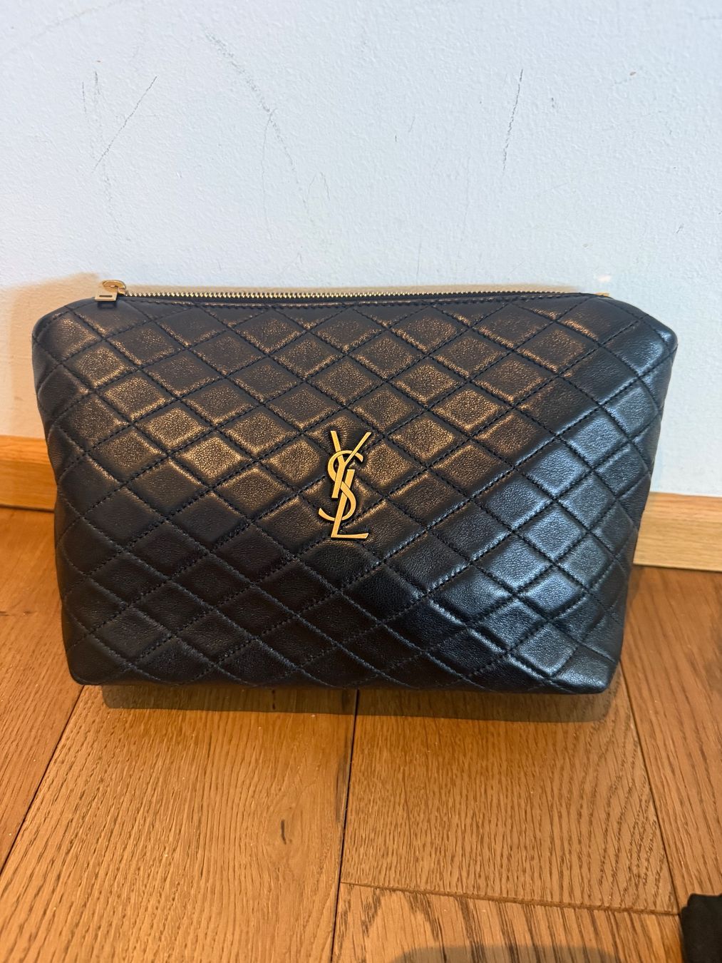 Saint Laurent Borse da donna: Orig. Saint Laurent Pouch schwarz Leder – Nuovo (secondo la descrizione) da Wallisellen venduto da Aboutfashion 1