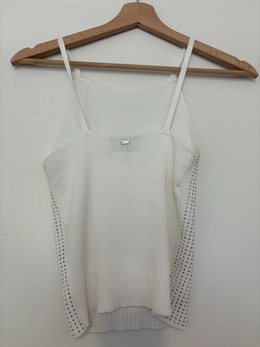 Top: New White, top – Nuovo (secondo la descrizione) da Volketswil venduto da mel_vh2s 1